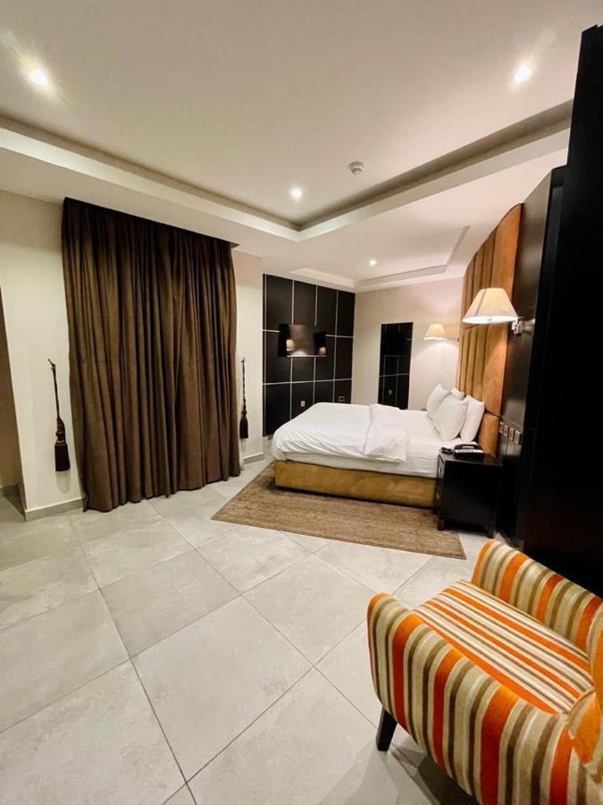 Joshesther Olive Hotel Икеджа Екстериор снимка