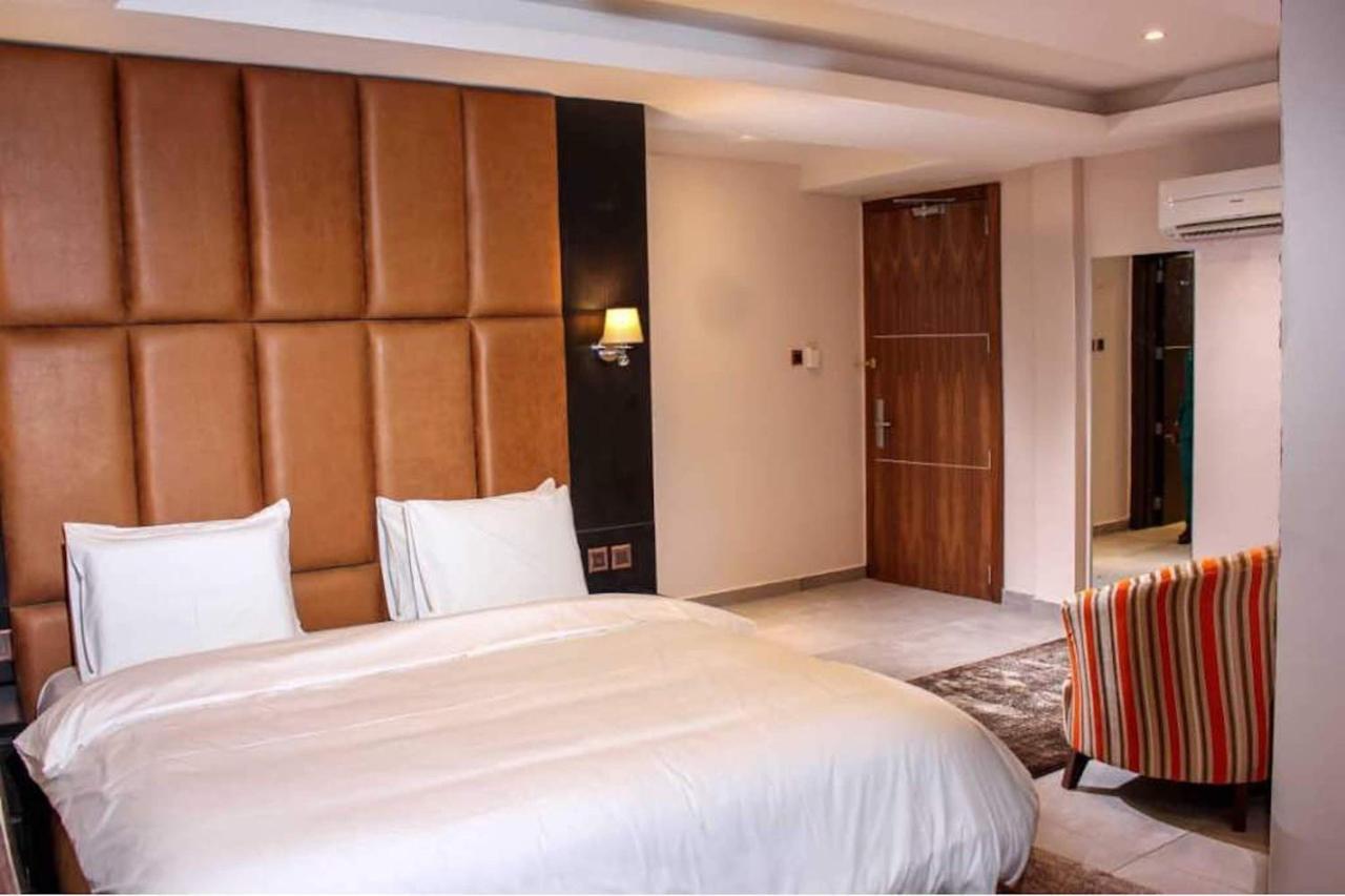 Joshesther Olive Hotel Икеджа Екстериор снимка